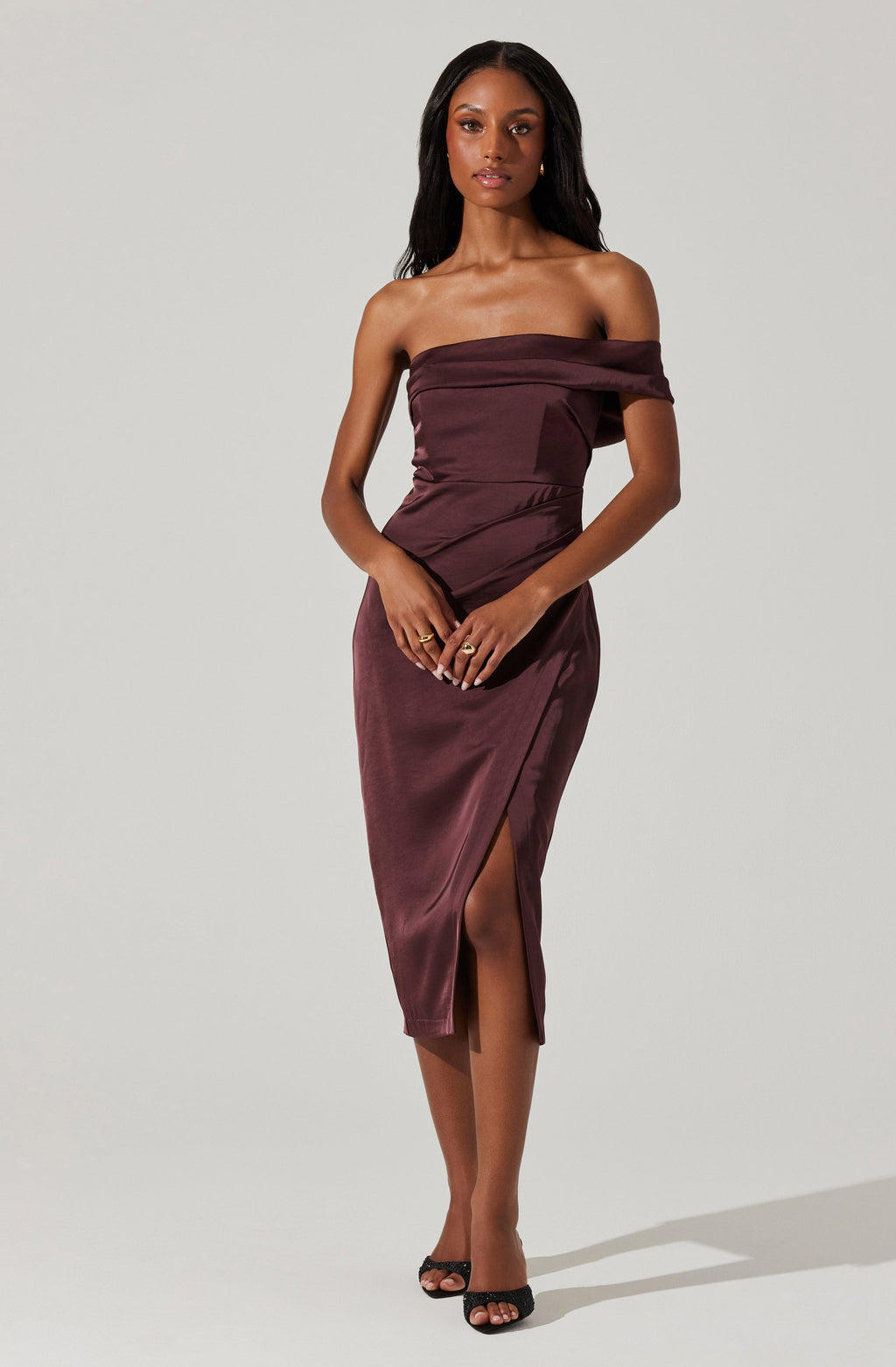 Gwyneria Off Shoulder Midi Dress