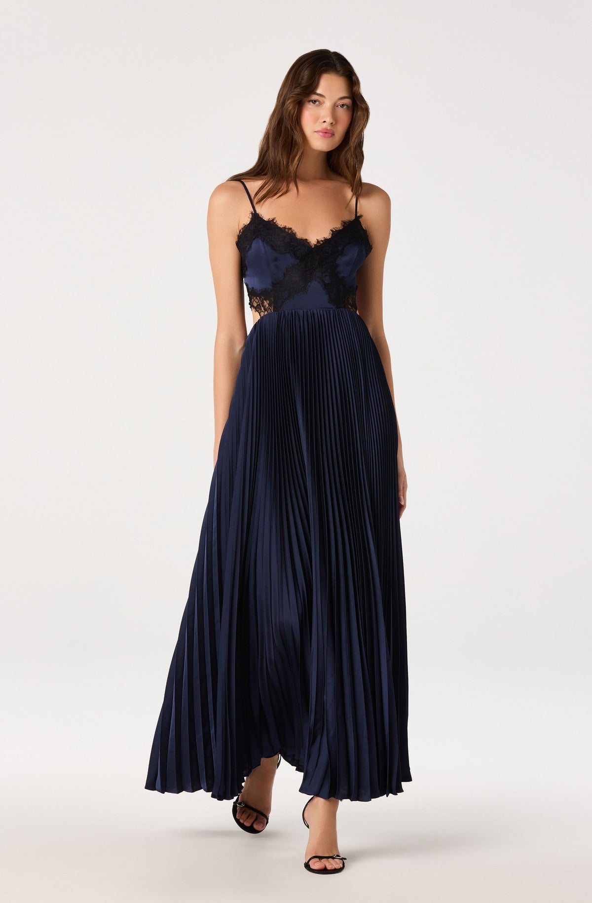 Andy Lace Trim Pleated Maxi Dress