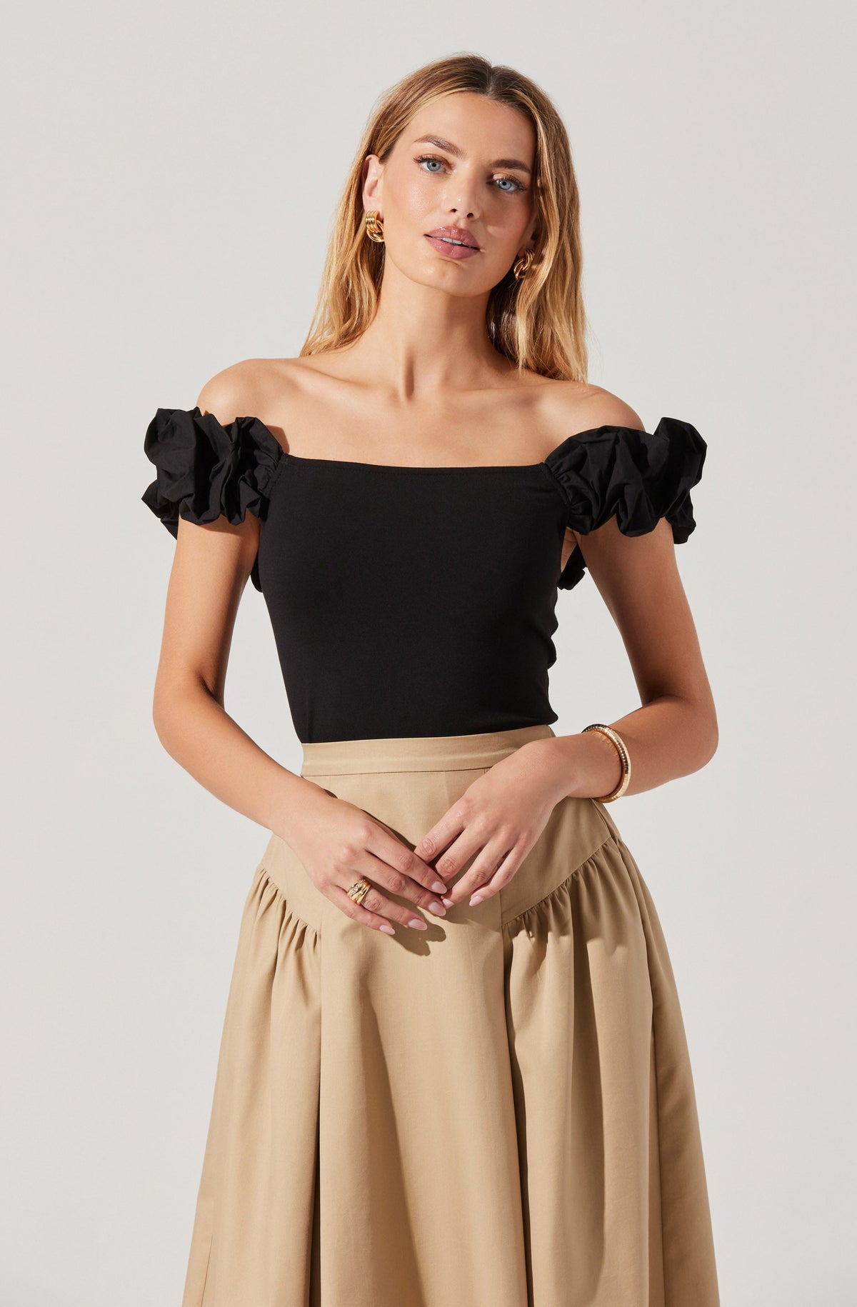 Hoda Off Shoulder Top