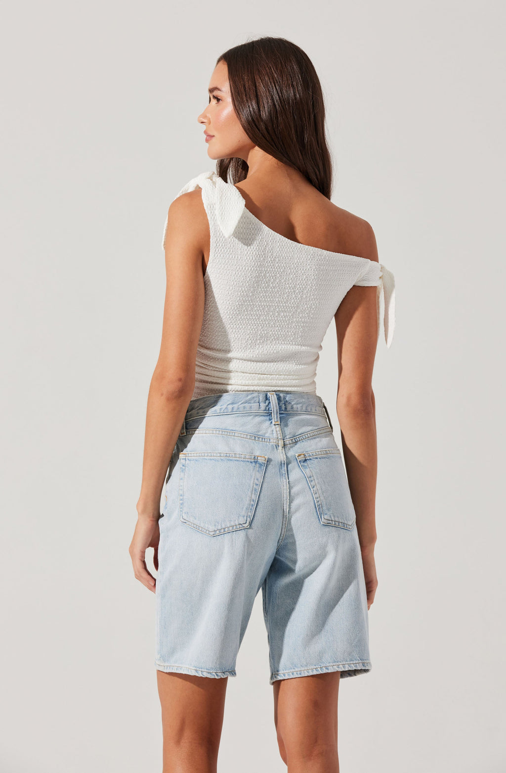 Lora top