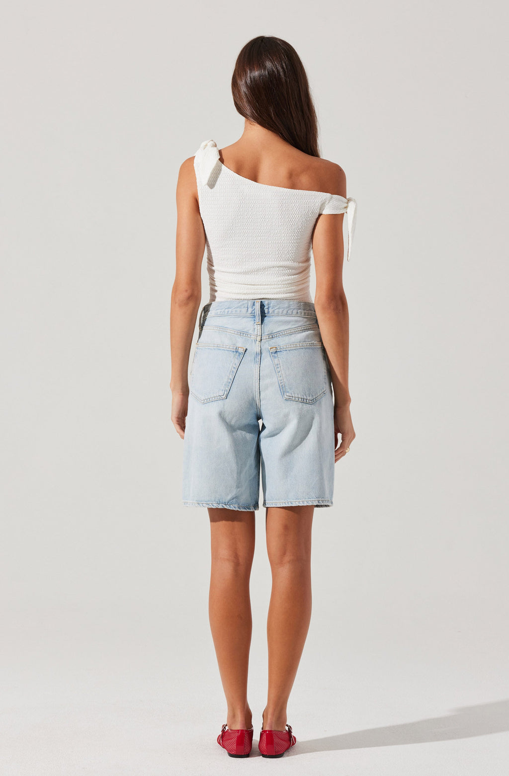 Lora top