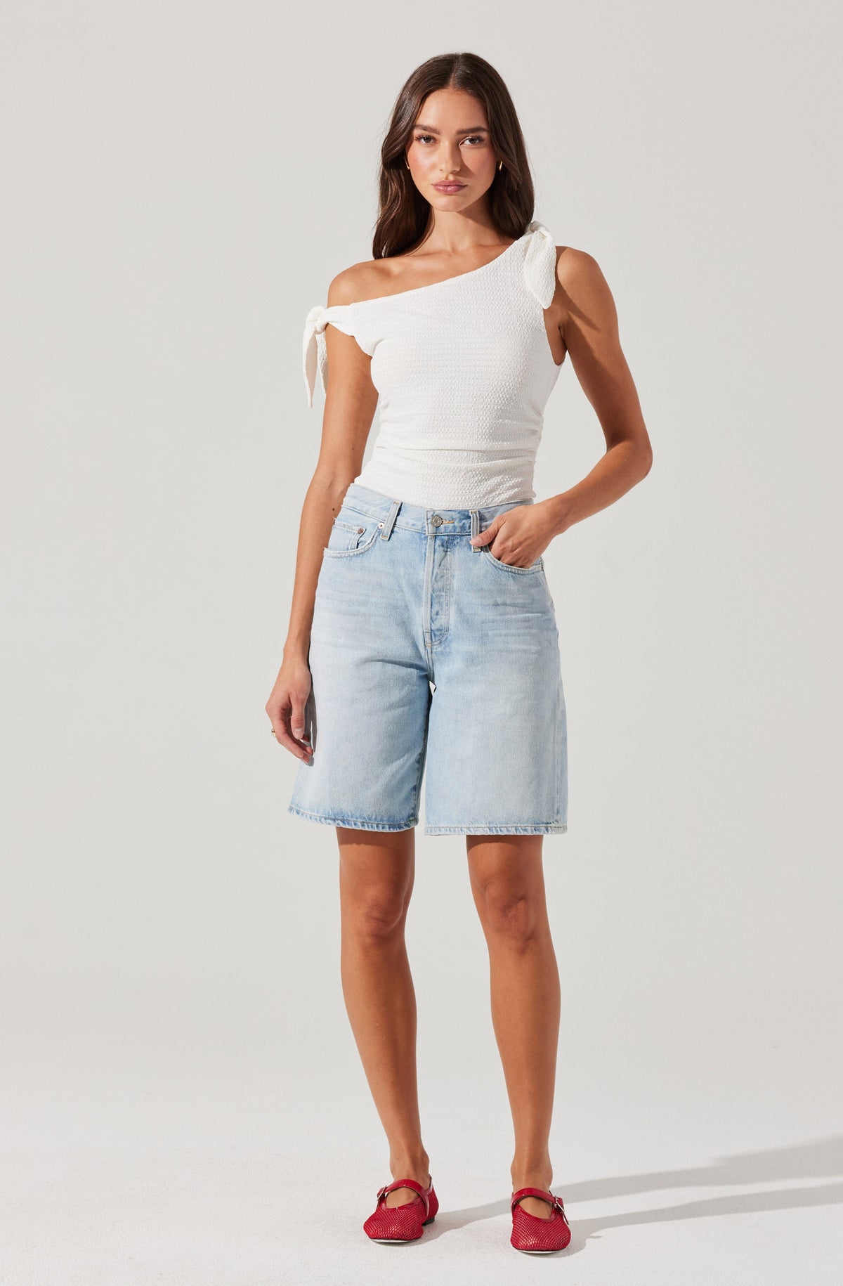 Lora top