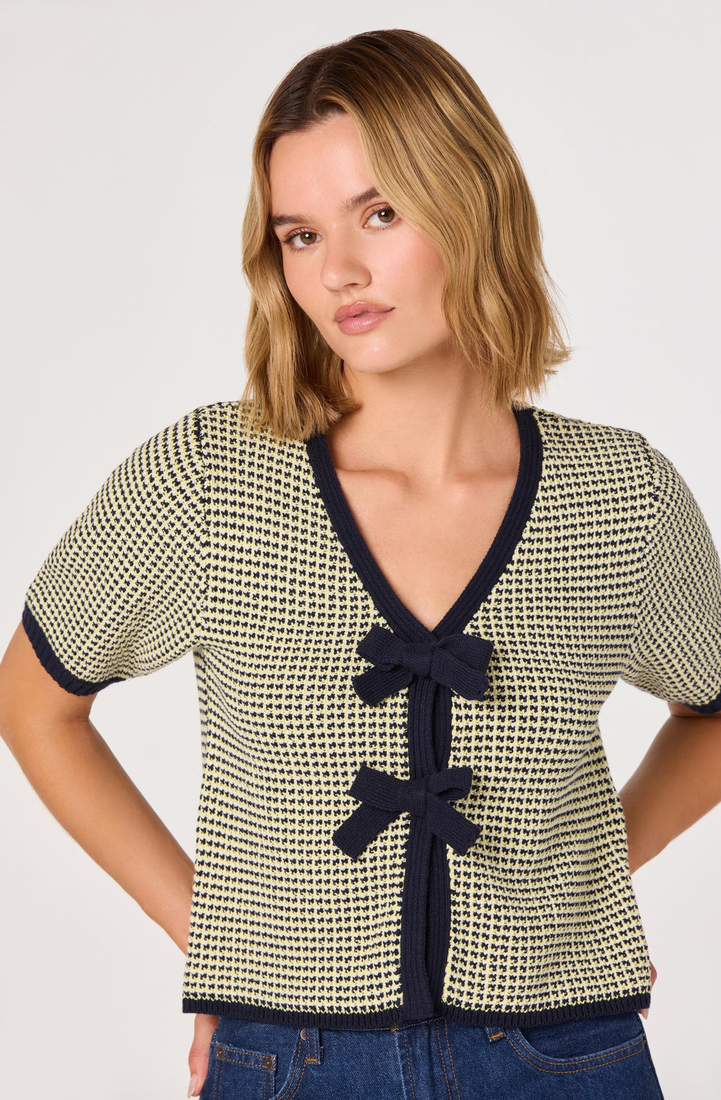 Contrast Bow Front Cardigan