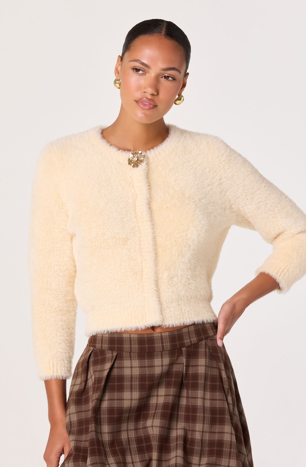 Fuzzy Cropped Cardigan